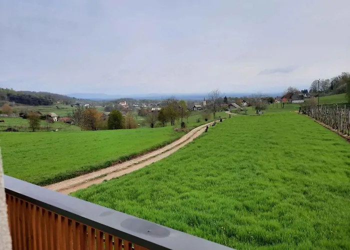 In Kranjska Krain 42896 Počitniška hiša *